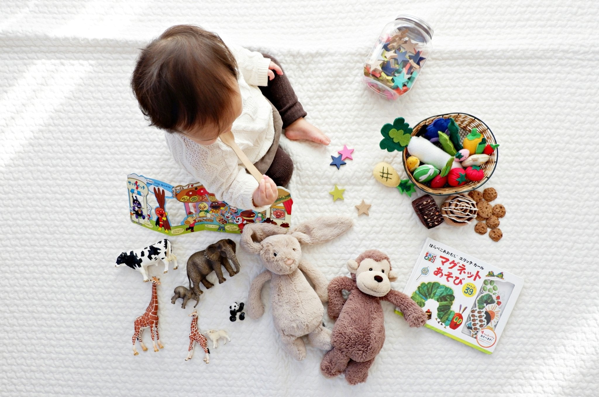 The Ultimate Guide to High-Contrast Toys: Why Black &amp; White Is Best for Your Newborn