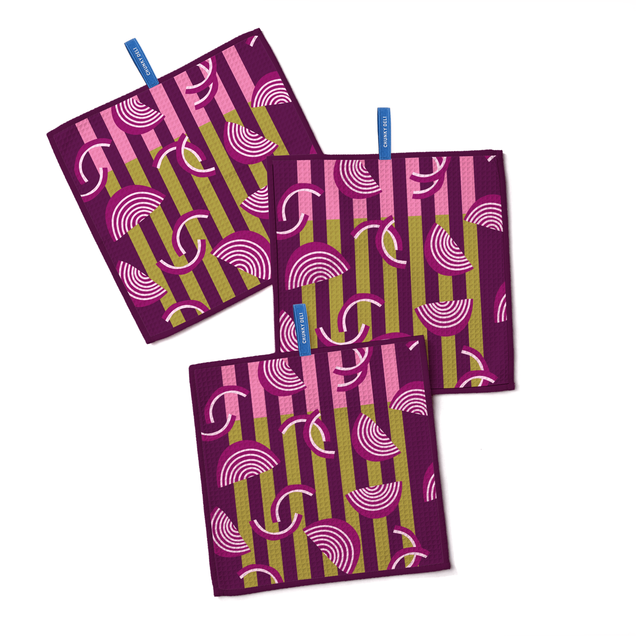 Chunky Deli product image of dishtowels featuring onions on a white background.